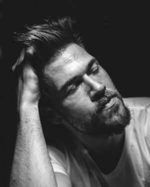 Nick Zano Instagram - Woke up to seeing #200K followers... To all you new folks WELCOME! And to all of you that always kept me on your radar during this journey of mine, thank you ✌❤... (photo cred: #MikeLerner )