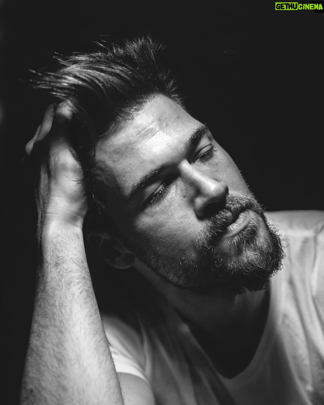 Nick Zano - 21.4K Likes - Woke up to seeing #200K followers... To all you new folks WELCOME! And to all of you that always kept me on your radar during this journey of mine, thank you ✌❤... (photo cred: #MikeLerner )