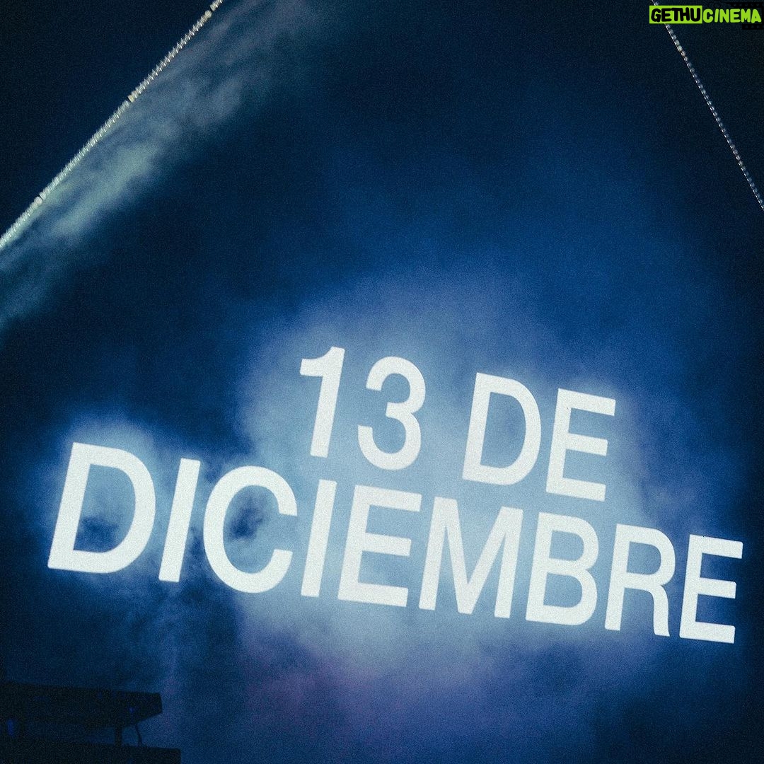 Nicki Nicole Instagram - ESTE 13 DE DICIEMBRE SÉPTIMA Y ÚLTIMA FECHA DEL AÑO EN EL MOVISTAR ARENAAAAA MAÑANA VENTA GENERAL 12 PM 🇦🇷 💳 3 cuotas sin intertes con Santander Amex No puedo creer todo lo que está pasando al rededor de ALMA, hoy viví una noche tan especial, fui muy feliz con toda mi gente presente disfrutando desde el principio al final, gracias por tanto amor y tanta felicidad ❤️🩹 LOS AMO 📸@mazza.ph Movistar Arena Argentina