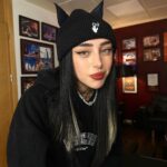 Nicki Nicole Instagram - En este octavo show, siento la necesidad de expresarles mi emoción y que me llegó como nunca nuestra conexión. Cada uno de ustedes fue mi inspiración en estas 7 arenas, estoy agradecida por su constante apoyo, por transformar estos shows en experiencias llenas de significado para mi. Nunca lo voy a olvidar… 80.000 ALMAS no es solo un número, es un recordatorio del vínculo especial que nos une hoy y para siempre 🖤 Gracias! LOS AMOOOO Nos vemos el 9 de marzo❤️‍🔥🇦🇷 🗓️ 09/03/24 🏟️ Movistar Arena 🎫 Preventa exclusiva SANTANDER AMEX MARTES 28/11 13HS con 3 CUOTAS SIN INTERES 🎫 Venta general con todos los medios de pago habilitados MIERCOLES 29/11 13HS