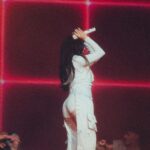 Nicki Nicole Instagram - Eternamente agradecida con toda mi gente 💖💖💖 gracias por la noche de ayer!! una noche INCREÍBLE desde principio a fin ❤️‍🩹❤️‍🩹❤️‍🩹 y gracias a mis hermanos y también artistas favoritos por acompañarme esta noche tan importante @bizarrap @duki @emiliamernes @wos.ds3 @milo.j gracias de verdad por estar presentes y por acompañarme sabiendo lo que significa para mi todo esto!!! LOS ADOROOOOO❤️❤️❤️ 📸 @mazza.ph Movistar Arena Argentina