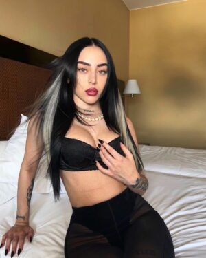 Nicki Nicole Instagram - 🖤