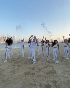 Nicky Andersen Instagram - Whenever we have some free time we always try to make some dance videos 🥰 @nowunited #choreographer Dubai, United Arab Emirates