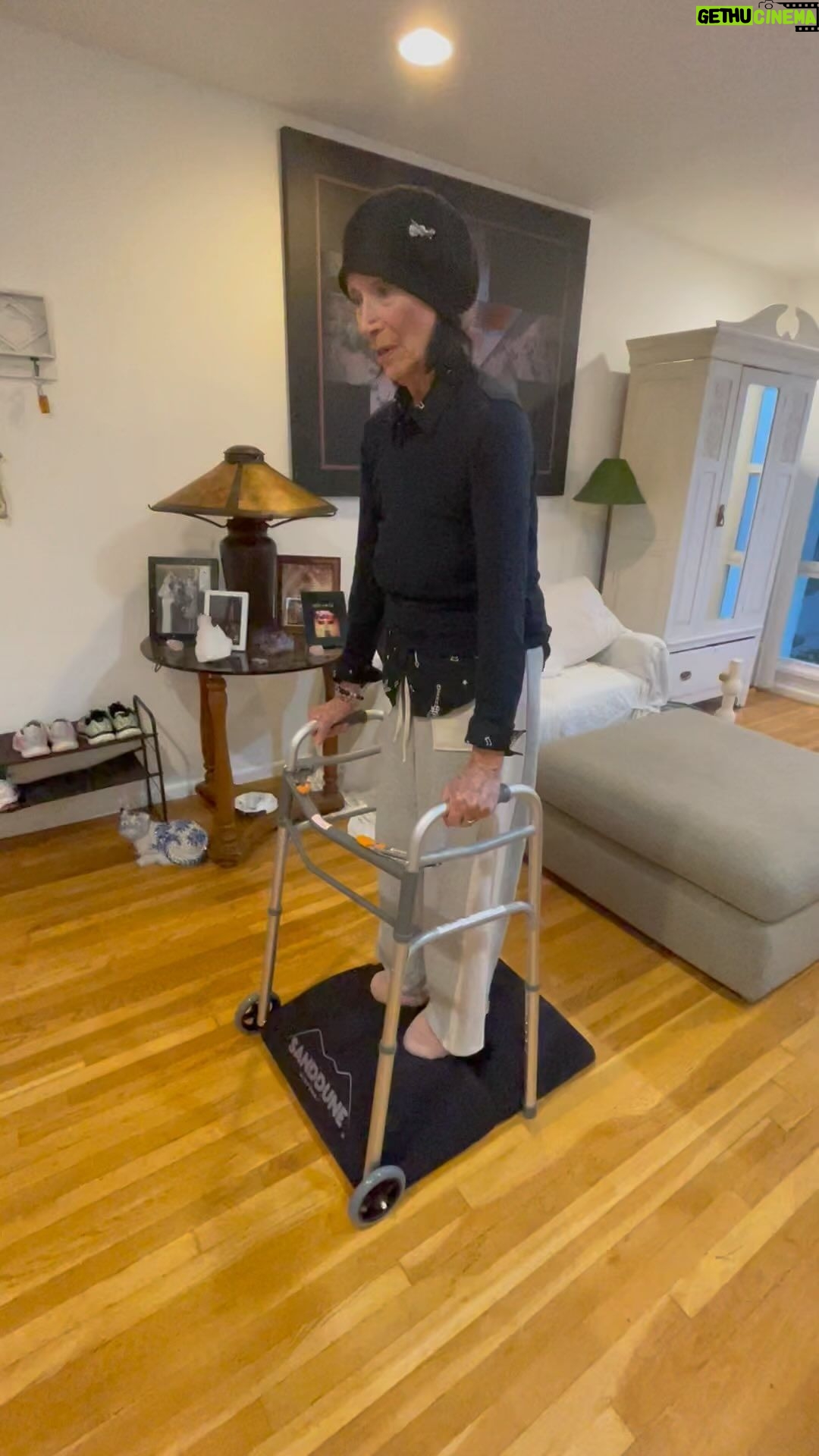 Nicole Stuart Instagram - From the depths of a scary fall and head injury, to now - what a journey it’s been! Happy to say we got her back home🙏🏻🙏🏻🙏🏻 Laraine finally came home on Tuesday and we’ve been adjusting. She’s back and we’re making great strides, big thank you again to @sandunestepper. It’s been crucial in her recovery, as the balance she’s gained from using it has improved immensely. Please continue to keep her in your prayers as she progresses, and thank you for all the well wishes and donations. 🙏 #RoadToRecovery #Grateful
