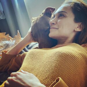 Nicole da Silva Instagram - Standard Lockdown Procedure • 
📸 by Munchkin da Silva •