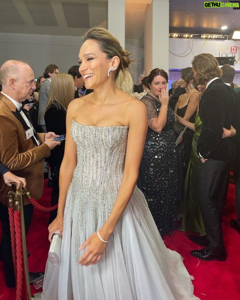 Nicole da Silva Instagram - After a few years of lockdown, it was so great to get glam | My biggest thank you to @leahdagloria who knows how to frock like no other. Thanks for making me feel like an absolute Queen for the @tvweekmag Logies, you are a master. And thanks to @cerronejewellers for the incredible jewels 🤩 And the talented @gretaleaskmakeup @nikki_anderson_makeupandhair @style_by_rhi who brought it all together 🙏🏼 👸 😘