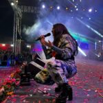 Nikhita Gandhi Instagram - Khurai was a seranade of flowers 🌹 and love ❤️! Thank you for a memorable night! #NikhitaGandhiLive #NIKIVERSE #DohelaMahotsav #khurai