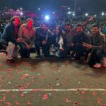 Nikhita Gandhi Instagram - Khurai was a seranade of flowers 🌹 and love ❤️! Thank you for a memorable night! #NikhitaGandhiLive #NIKIVERSE #DohelaMahotsav #khurai