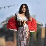 Nikhita Gandhi Instagram - Always pampered in fashion when I’m shooting with @indulgexpress 🙌🏻 Thank you for the gorgeous ensembles @fashionabhishek and making me a face of winter fashion in Kolkata @sharmighosal 🙏🏻 Hope you saw the article and @epr_svnslas_iyer and me doing our thing on it! Love to all who made this possible!