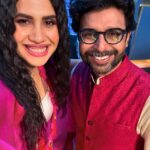 Nikhita Gandhi Instagram – Had the most fun on the sets of #Dadagiri with such talented and renouned artists! 

Catch us on Dadagiri on Zee Bangla! (Repeats today as well❣️)

#dadagiri #zeebangla