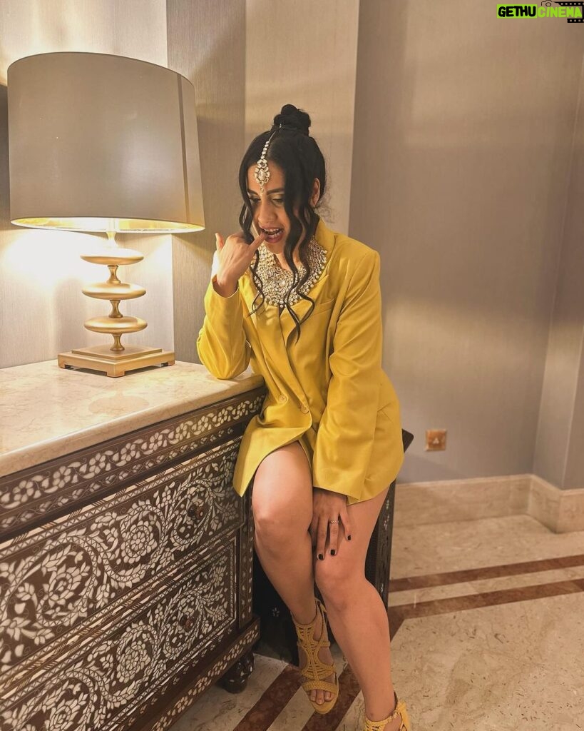 Nikhita Gandhi Instagram - BOOJIE 🎩💎 Al Bustan Palace, a Ritz-Carlton Hotel