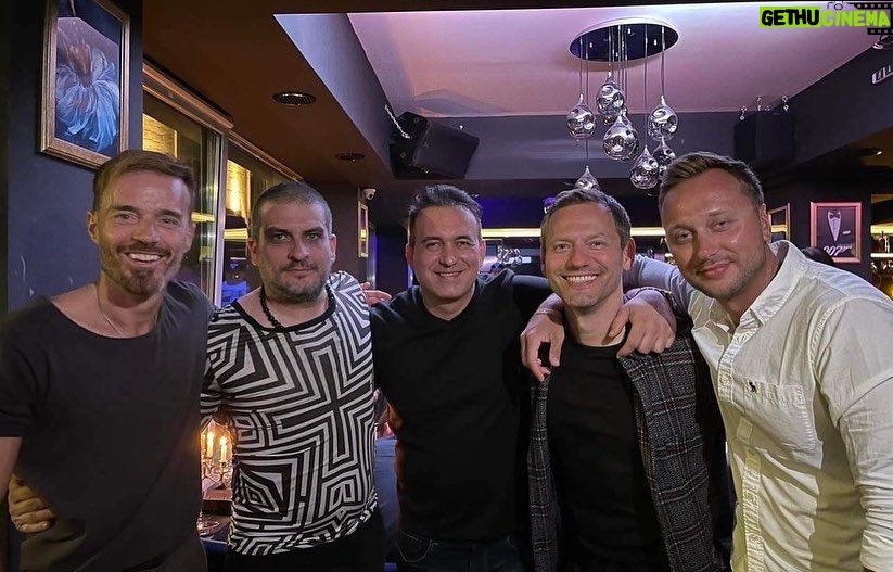 Niki Iliev Instagram - Една седмица! София-Шумен-Несебър! Все си повтарям да не забравяме да си ценим времето. Нищо, че е зима през април😏