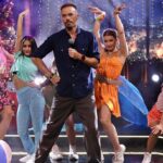 Niki Iliev Instagram - Честита Нова Година! Щастие на вас и близките ви хора! Относно втората снимка, винаги съм си мислил, че с грим и дрехи бих бил красива жена…Оказа се, че съм живял в заблуда🤦‍♂️ И това е и второто ми пожелание: Да се видим реално отстрани и така да взимаме по-смислени решения за напред😉🤘 @shoutonanikolaos #madonna #орханмурад
