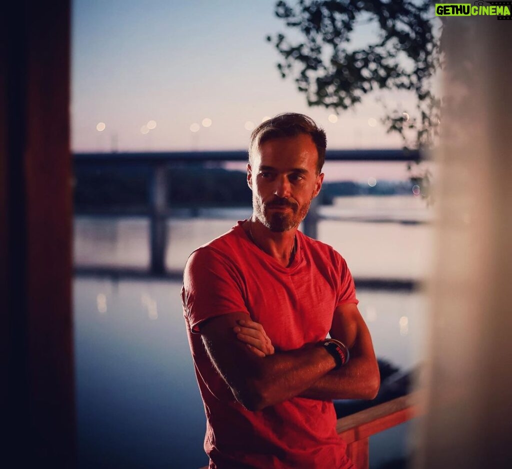 Niki Iliev Instagram - Director on set🎬 @s.reka.na.sarceto 📸 by @petyanikolova_