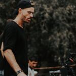 Niki Iliev Instagram - Още снимки от @s.reka.na.sarceto 🎬 Тази седмица са последните епизоди от сезон 1 и определено си заслужава да се видят! За мен беше чест и удоволствие да режисирам 11 от сериите🙏🤘 20ч @nova.bg 📸 by @petyanikolova_