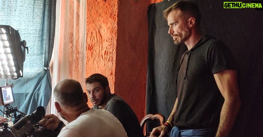 Niki Iliev Instagram - Director on set🎬 “Алея на славата” Тази есен📺 #tvseries