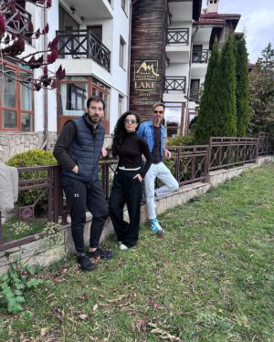 Niki Iliev Instagram - @mountainlakehotel благодаря за посрещането! Довечера “Осъдени души” в театъра в Смолян, 19ч🎭