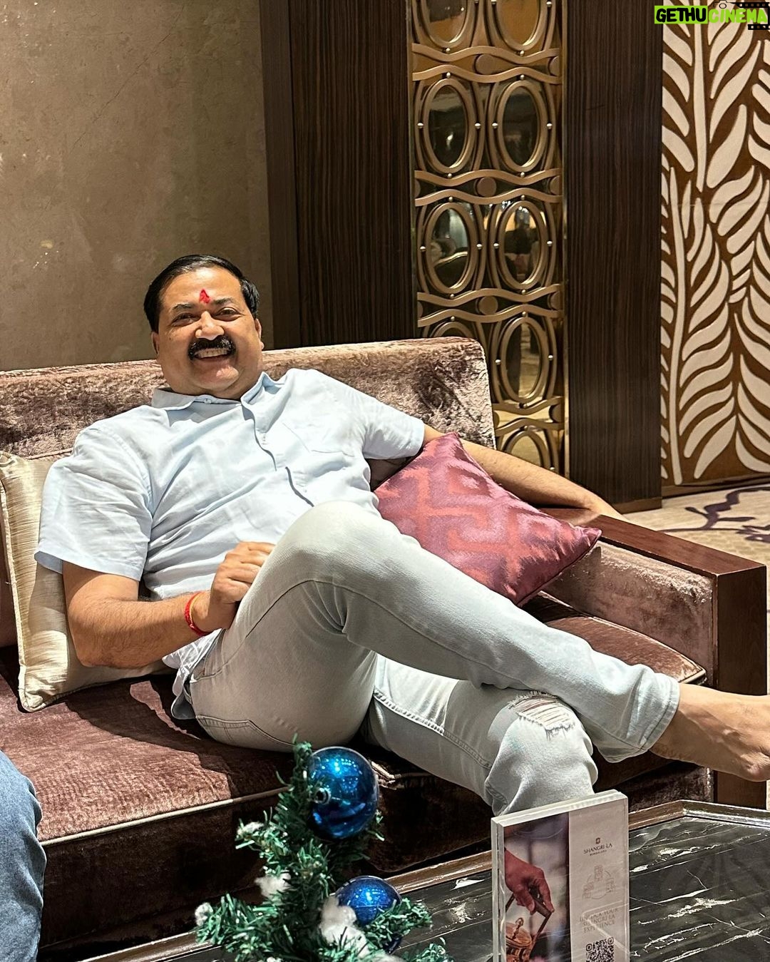 Nikita Sharma Instagram - My father, a rarest of rare diamonds. ♥️ Papa, I am because you are. My whole world and then some, you are the most important pillar, person, driving force and inspiration of my life. You have shown such resilience and strength through your life so far and I can’t help but marvel at it and wonder where it all comes from. I truly truly wish to become at least a tiny little bit of the person you are. If I do achieve that by some luck or chance, I will consider myself to be the most successful person ever. Thank you for every single thing ever and in advance for every thing that is yet to come. I’m so proud of you, Papa (to an extent that I literally reach a point of boasting when I talk about you with anyone). I love you, Papa. ♥️
