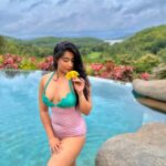 Nikita Sharma Instagram - Will the real Nikita please stand up? 🙋🏻‍♀️ Which one is your favourite? 👀 I have more versions but Instagram allows only 10 photos in a carousel. 🙃