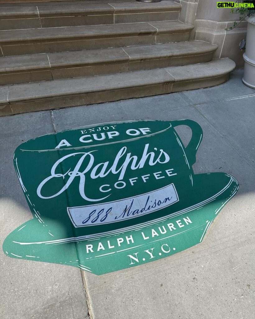 Nikita Sharma Instagram - There was something magical about this time. When I picked up my cup of coffee at the iconic @ralphscoffee on 888 Madison Ave, NYC ♥️ I stayed in New York alone for a month and I have had some amazing mind blowing experiences. I’ve always wanted to visit Ralph’s coffee and experience the class and beauty. And the day it finally happened, I was so calm and serene from within. Simply because, to me it wasn’t just a cup of coffee, it was a goal achieved on my bucket list. The goal of visiting and touring through New York solo and for a whole month. Ralph's Coffee