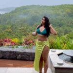 Nikita Sharma Instagram - Calm within the chaos ⛰️🌴🍀 #feelitreelit #travel #explore #love #feature #trending