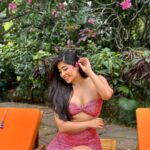 Nikita Sharma Instagram - I felt like I was plucked right out of the bougainvillea tree 🩷 How many of you guessed that the outfit is pink? ☺️ This stunning set is from @howwhenwearclothing ✨ #Ad