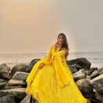 Nikita Sharma Instagram - Thaare bina laage nahi, mhaara jiya re 💛✨ If there was an Indian lion version of the Leo in me, this would be it. Mumbai, Maharashtra