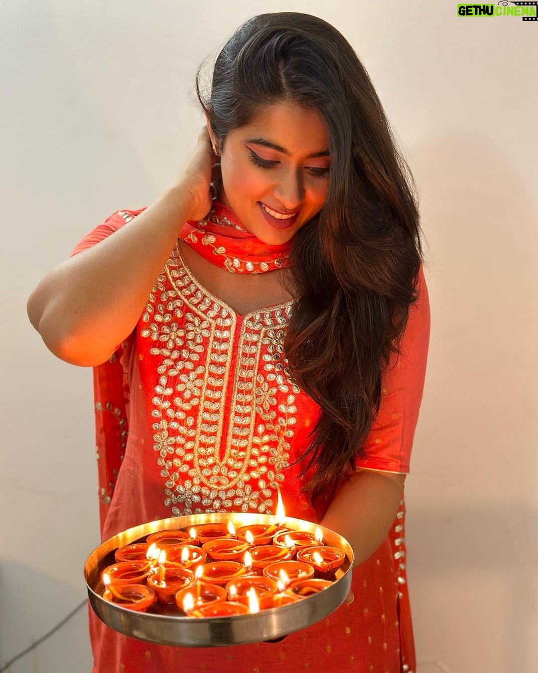 Nikita Sharma Instagram - Life lately 🩶 Bangalore, India