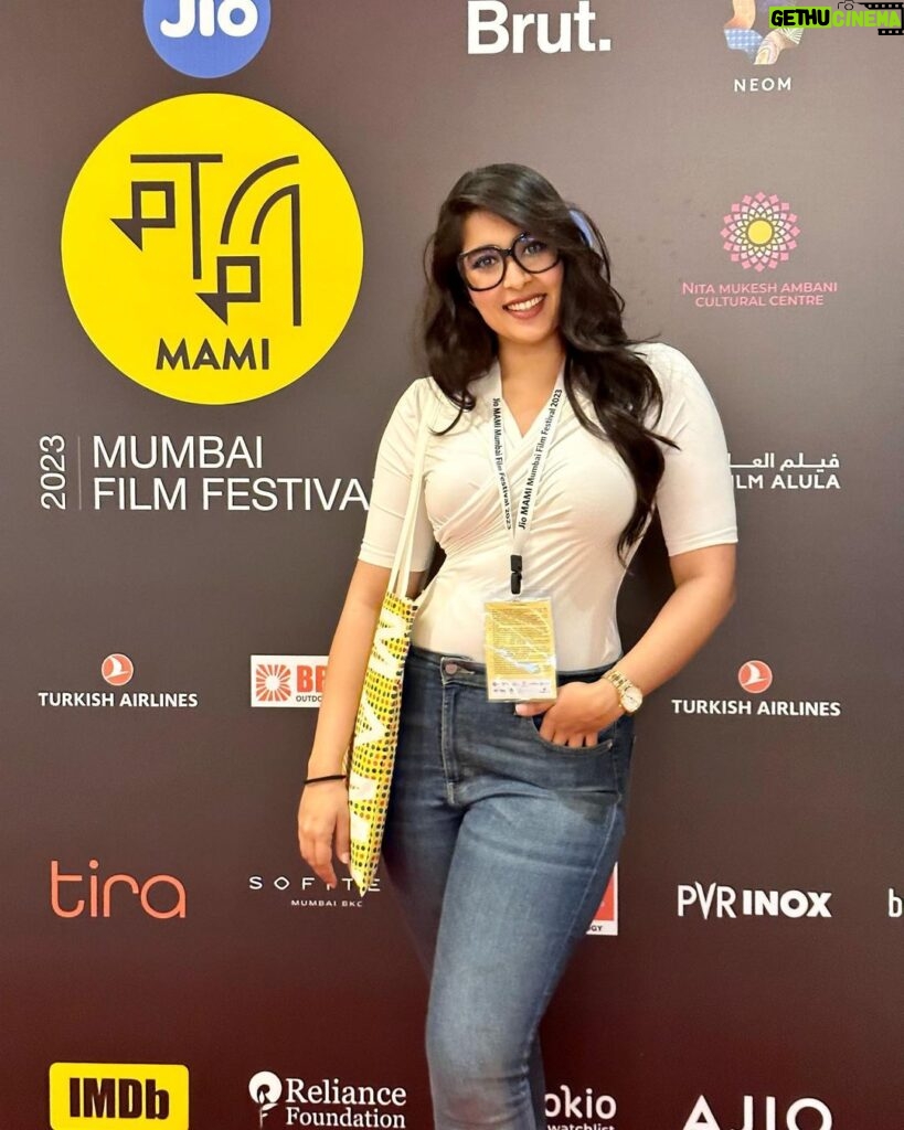 Nikita Sharma Instagram - Attending the wonderful @mumbaifilmfestival has been nothing short of just magical. 🎞️📽️✨ Experiencing film making, direction, acting technique and simply the details of production value closely has made me appreciate the art of film a lot more! 🎬♥️ Magic truly does lie behind great work and awe inspiring dedication. 👏🏻 Mumbai, Maharashtra