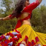 Nikita Sharma Instagram – Welcome to the Navratri series! ♥️✨

The festive season is upon us and here I share with you all my first Navratri look with @ishitapatel_couture ✨

#feelitreelit #navratri #garba #lehenga #festive #festivelooks #festivity