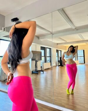 Nikita Sharma Instagram - The only competition there is 🩷💙