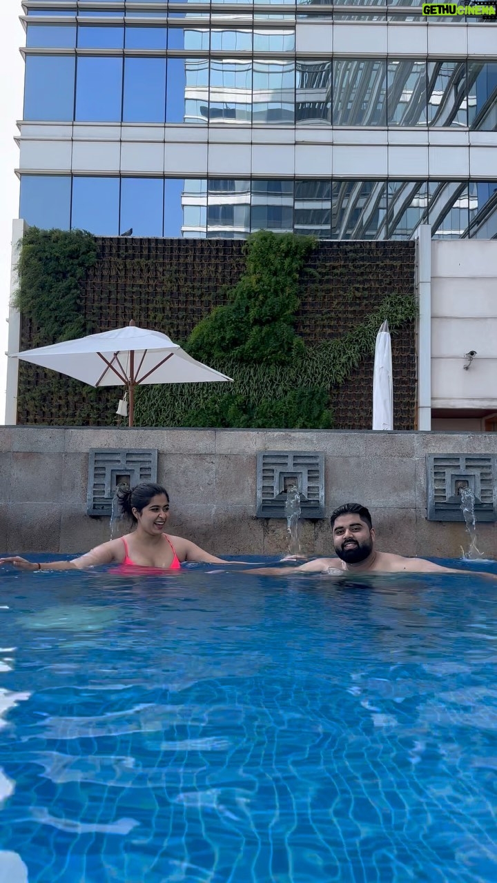 Nikita Sharma - 124.6K Likes - Okay, last one on this audio. I promise! 😂😂😂
#feelitreelit #jamalkudu #trending #explore #feature #funny #brother