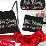 Nikki Blonsky Instagram - Happy Holidays everyone! Well I have some exciting gifts for you give to your loved ones and maybe grab one for yourself! I HAVE MERCH! Everything from signed movie merchandise to my very own Nikki Blonsky merch which includes backpacks, makeup brush cases and so much more! All you have to do is go to the link in my bio and start shopping! Ps every piece sold will come with a one of a kind signed Nikki souvenir! Thank you all for your support and I wish you all the happiest of holidays!