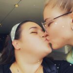 Nikki Blonsky Instagram - It’s super early on this Sunday morning and I woke up and knew exactly what I had to do… I wanted to make a little something special for my love to wake up to. @theyleyjo has no idea I’m up writing this as they sleep so soundly but I had to tell you all, my followers that my heart has never been cared for in such a way by another human. Hailey is kind, loving, generous, HILARIOUS and so much more. They are fiercely independent and make me feel like the luckiest person on earth. @theyleyjo I’m so lucky to love you, thank you for letting me. You light up my world every day and you make me feel like I can do anything, you encourage my dreams and support them as I will always do for you! Love you honey! Happy Sunday💋🫶