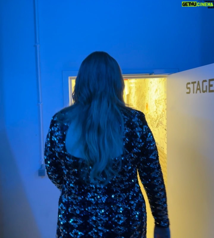 Nikkie de Jager Instagram - thank you Eurosong Belgium for having me 💙 swipe to see me almost break my ankle 💀 huge congratulations to @stefgustaph give it your all in Liverpool @eurovision 2023 🥹💕 from host to judge… I will always love the Eurovision bubble 😇