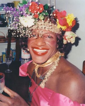 Nikkie de Jager Instagram - PAY IT NO MIND 🏳️‍⚧️ when I got asked to join the Met Gala(!!!!!) I knew I wanted to pay homage to a trans icon who was at the forefront of the Stonewall Riots… Marsha P. Johnson paved the way for so many of us, and I hope I made my community proud tonight 🥺 this night has been so incredibly surreal…. I can’t wait to tell you EVERYTHING!!!!!! 💕 WE DID IT GUYS!!!!!!!! thank you so much @youtube & @derekblasberg for this insane night.. I’ll forever be so grateful!
-
Products Used:  @maybelline + @nimya 
Hair: @mandynijland + @davidlopezzz 
Nails: @electanailart 
Styling: @marjabennenbroek 
Styling assist: @brandonmgarr
Dress: @edwin_oudshoorn