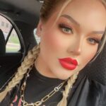 Nikkie de Jager Instagram - ❤️💄⭐️✨ no idea what the caption should be so comment something funny 😅