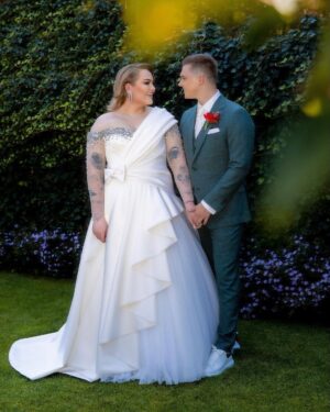 Nikkie de Jager Instagram - HOW has it been one year already?! 🤯🥹🩷 I love you so much @dylandrossaers 💍