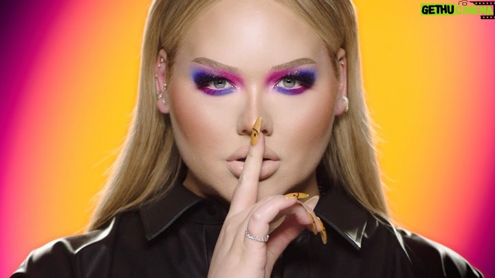 Nikkie de Jager Instagram - I’m not giving up on 2020 🙊💖 @NikkieTutorials X @beautybaycom IS COMING 🤯🔥💣 FULL reveal on 27th August at 7pm Dutch Time / 10am PST up on my YouTube channel. Can you guess what it is?! 🤔 #NikkieTutorialsxBEAUTYBAY