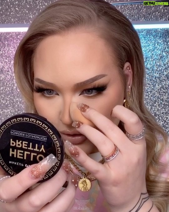 Nikkie de Jager Instagram - this quick nose contouring hack did really well on my TIKTOK so I’m just sharing the love here ☺️💖 make sure you follow me on TikTok too 🌈✨ (@ nikkietutorials)