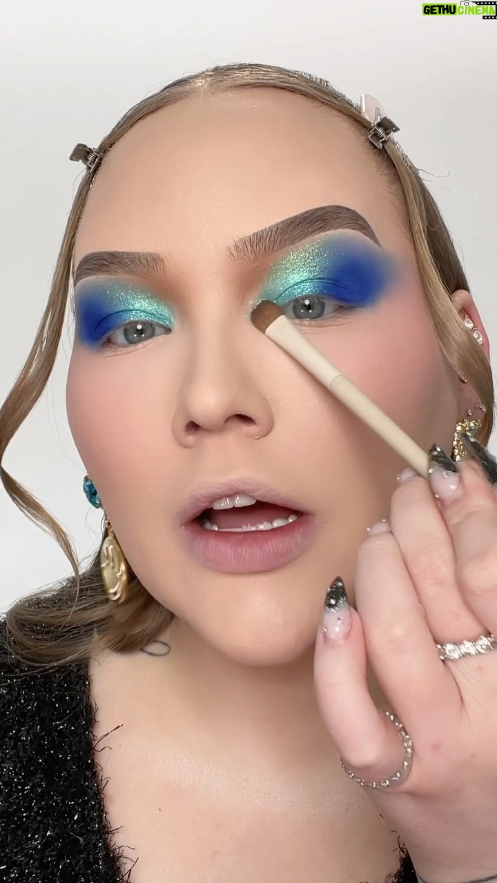 Nikkie de Jager Instagram - International Giveaway! 🎀 3 Lucky winners will be chosen at random to win the Chroma Light Collection! 🔑 How to ENTER: follow @moiracosmetics + LIKE this post 🪄 Moira Cosmetics will choose winners and announce February 9, 2024 at 12:00 PM (PT) on their IG stories! See the full rules for the giveaway here: http://tinyurl.com/mv9jct3z #moiracosmetics #chromalight #giveaway