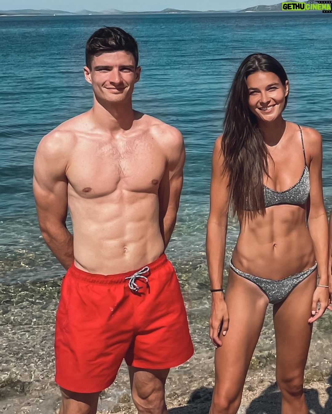 Nikol Švantnerová Instagram - Happy Birthday @patasvantner 🤍 Už se nám vrať! Chybí mi brácha a Miunce strejda. #happybirthday