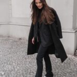 Nikol Švantnerová Instagram - Když objevíš první dlouhé, fakt dlouhé kalhoty 🖤 #littlemiracle Prague, Czech Republic
