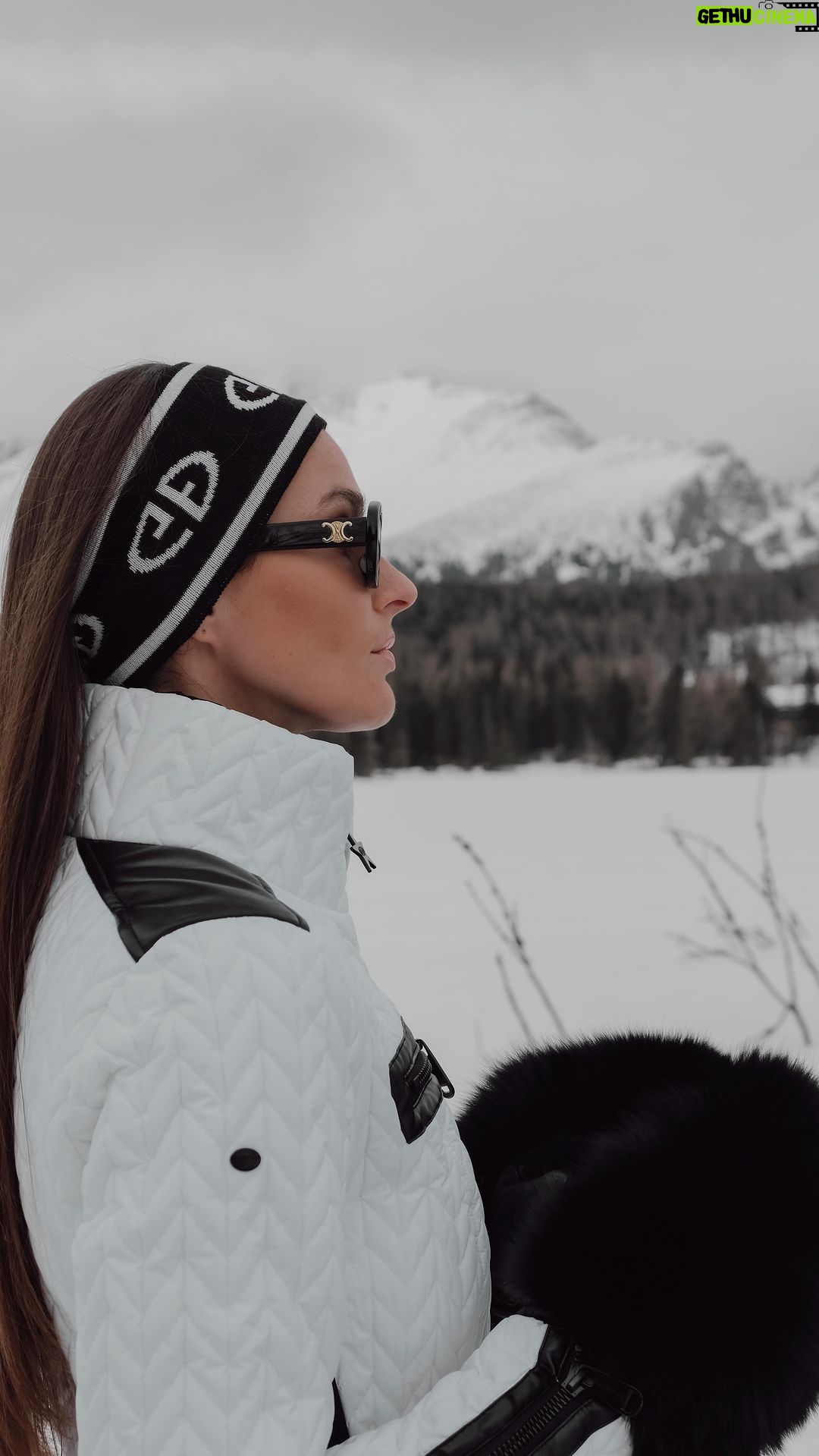Nikol Švantnerová - 1.2K Likes - Winter mood 🏔️🤍 #hightatrasmountains #goldbergh