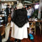 Nilgün Türksever Instagram - Herkes gömlek giyerken Zerrin ceket giyerdi konu komşuya dert oldu Zerrin'in ceketi.... #YasakElma