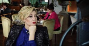 Nilgün Türksever Instagram - Zenginler de sıkılır.
📷 : @bunyaminkarair
#YasakElma