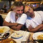 Nilgün Türksever Instagram - Bugün benim evim, aklım, coğrafyam olan çok sevdiğim arkadaşımın doğum günü ; iyi ki doğdun Tuğrulummm🤍 bol ritüelli gökyüzüne daha yakın yerlerde hafif ve sade bir hayatımız olsun hep. Seni çok seviyorum çookkk..