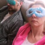 Nilgün Türksever Instagram – Bugün benim evim, aklım, coğrafyam olan çok sevdiğim arkadaşımın doğum günü ; iyi ki doğdun Tuğrulummm🤍 bol ritüelli gökyüzüne daha yakın yerlerde hafif ve sade bir hayatımız olsun hep. Seni çok seviyorum çookkk..