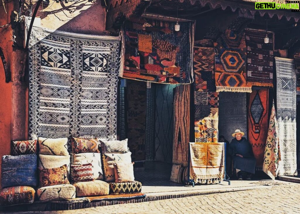 Nima Akbarpour Instagram - #Marrakech #old #Bazaar #souk #Morocco #carpets #rug فرش‌فروش #بازار #قدیمی شهر #مراکش در #مغرب Marrakech Medina, Morocco