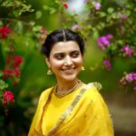 Nimrat Khaira Instagram - I want to remain classic 💛 📸 @ravankhosa @aliwarofficial @heritagepanjab